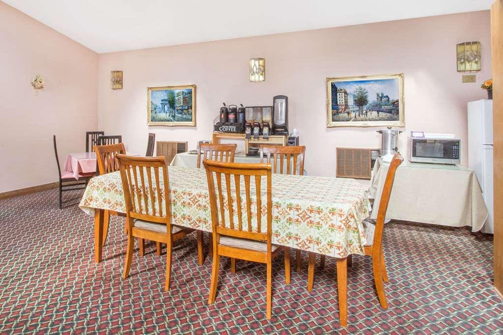 Knights Inn Endwell Εστιατόριο φωτογραφία