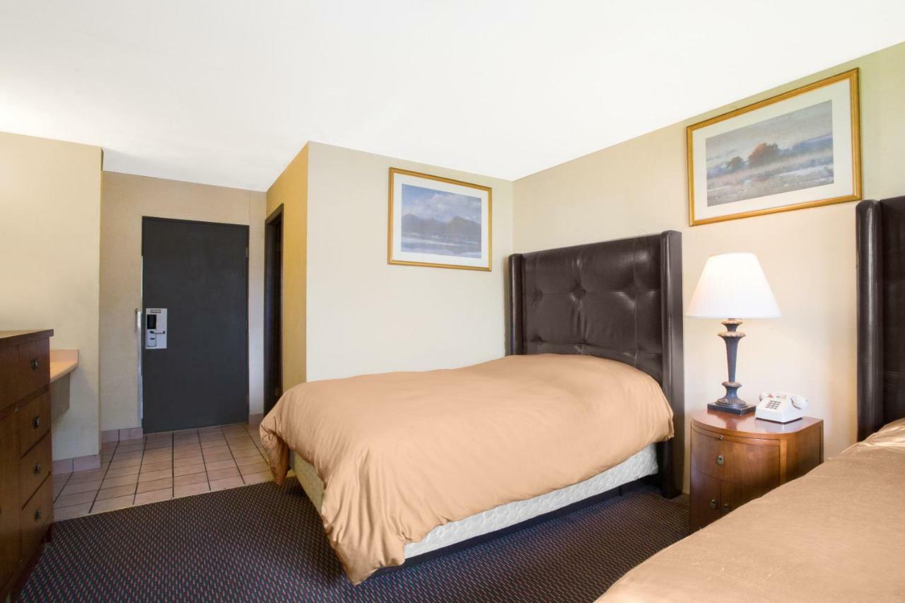 Knights Inn Endwell Εξωτερικό φωτογραφία