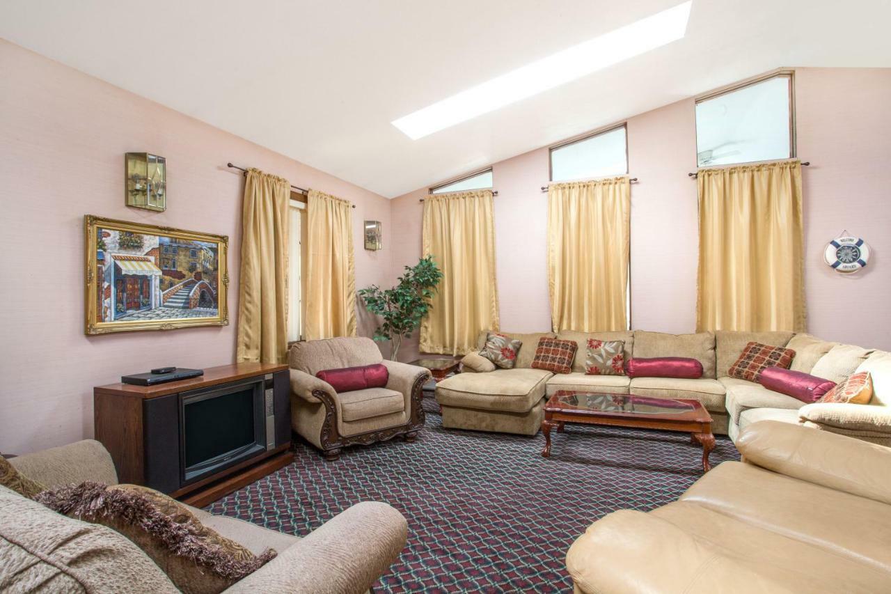 Knights Inn Endwell Εξωτερικό φωτογραφία